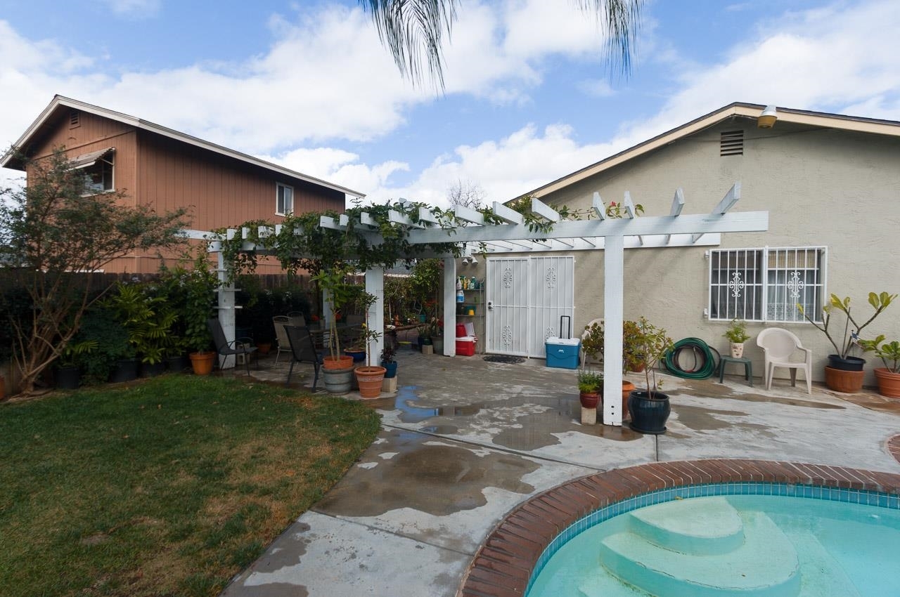 8625 Rinda Lane Spring Valley, CA 91977 - Photo 22 of 24 Gallery Image 22