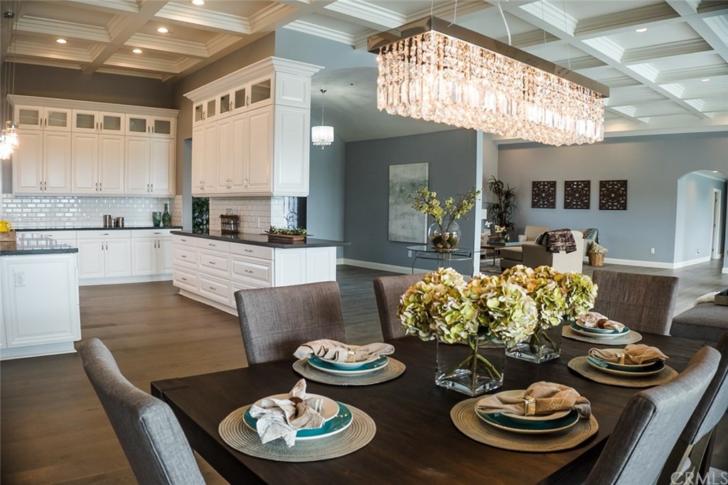 13757 Del Poniente Road Poway, CA 92064 - Photo 3 of 75