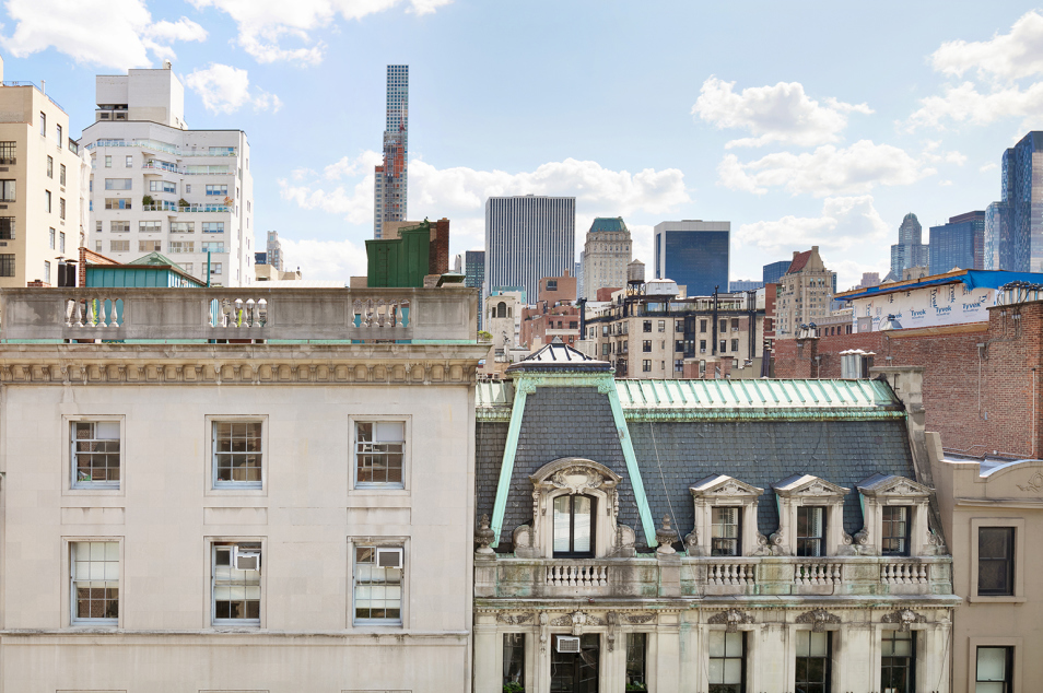 45 East 68th Street Manhattan, NY 10065 - Photo 5 of 10