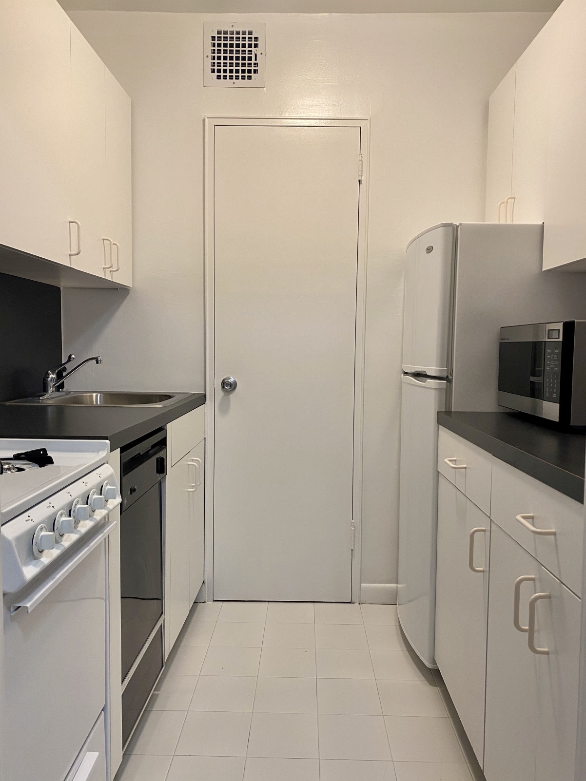 85 4th Avenue, Unit 2K Manhattan, NY 10003 - Photo 4 of 9