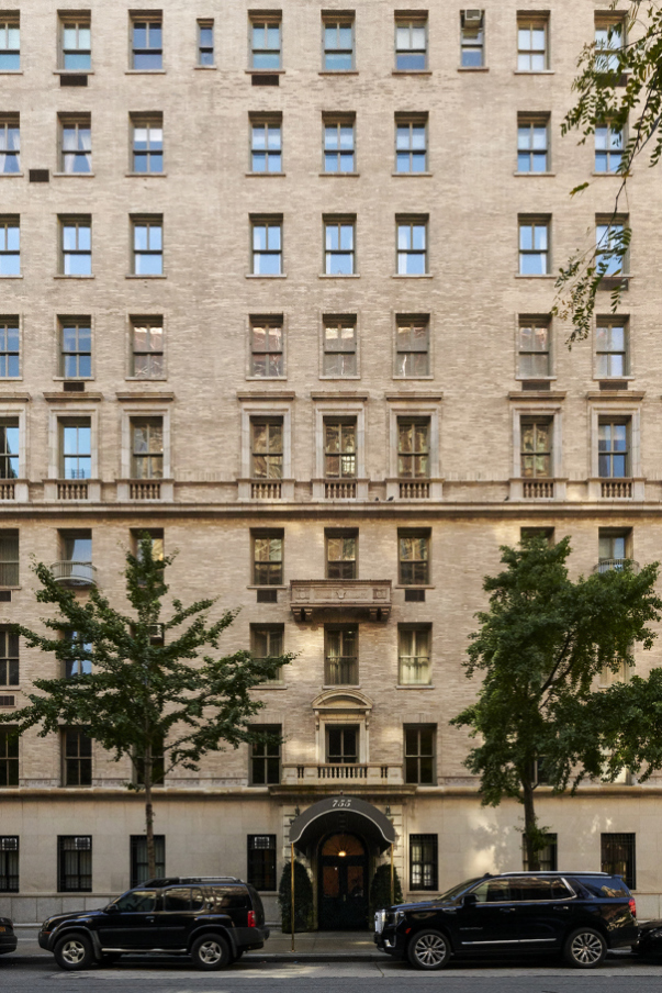 755 Park Ave, Manhattan, NY 10021 - Photo 1 of 1