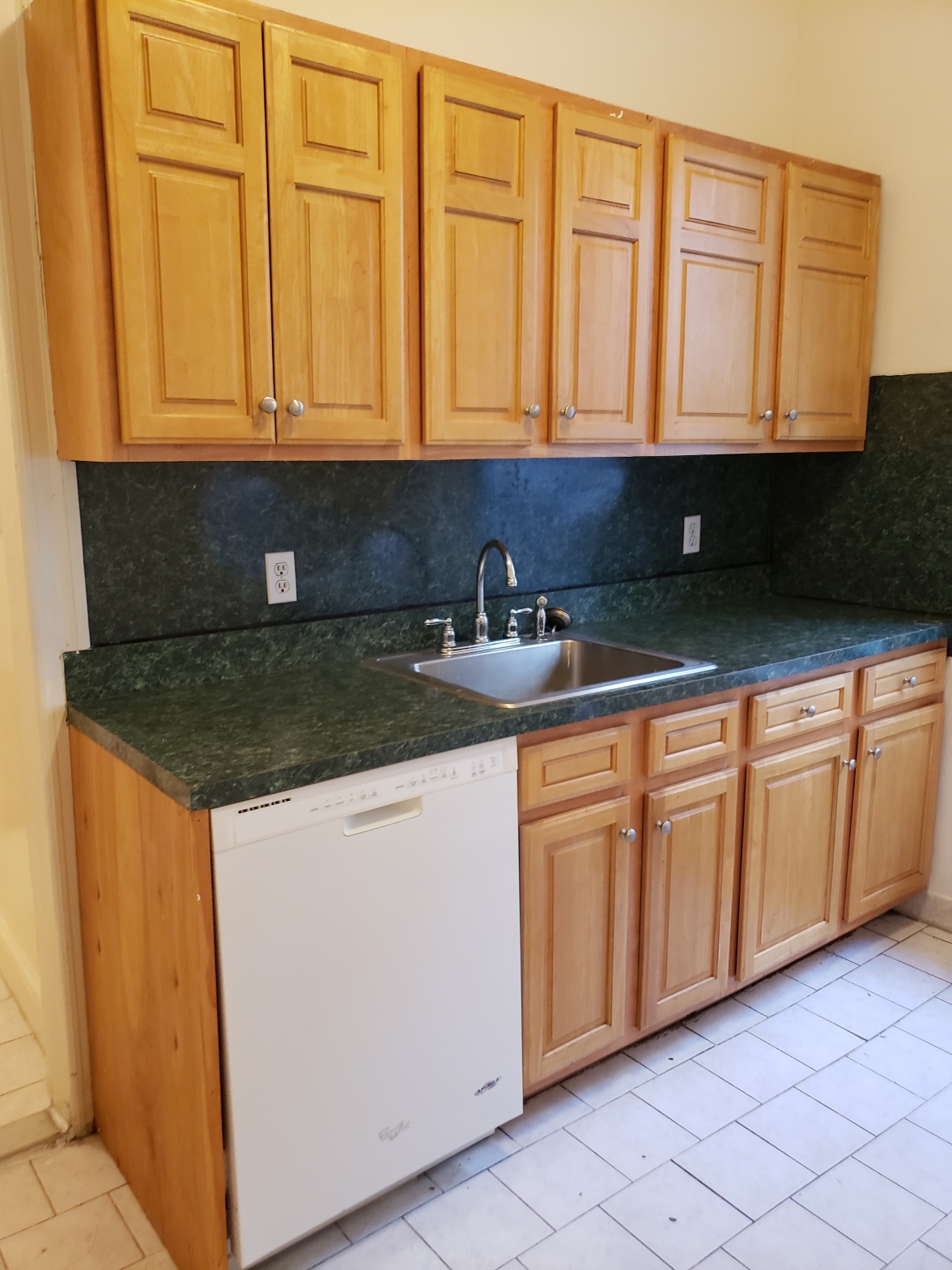 609 West 186th Street, Unit 1B Manhattan, NY 10033 - Photo 5 of 7