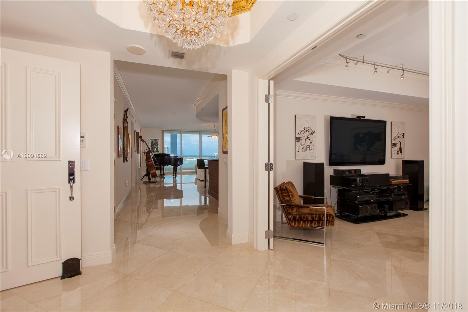 6000 Island Boulevard, Unit 1102 Aventura, FL 33160 - Photo 3 of 14