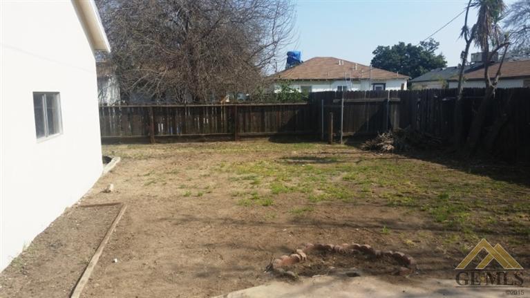 112 Real Road Bakersfield, CA 93309 - Photo 15 of 16 Gallery Image 15