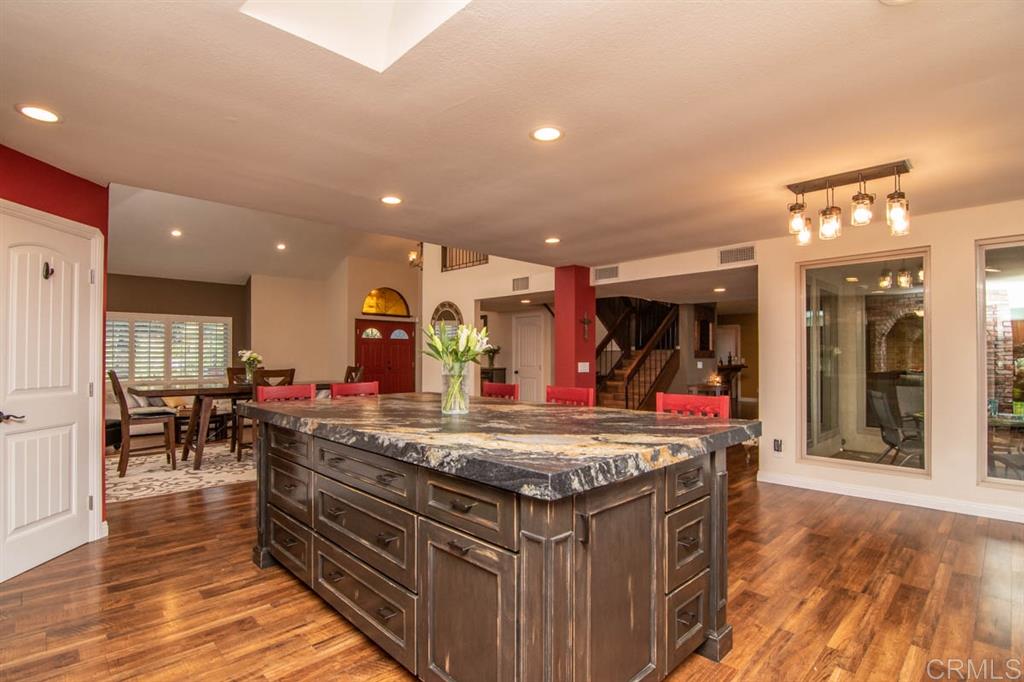 6217 Hidden Valley Road Fallbrook, CA 92028 - Photo 8 of 25