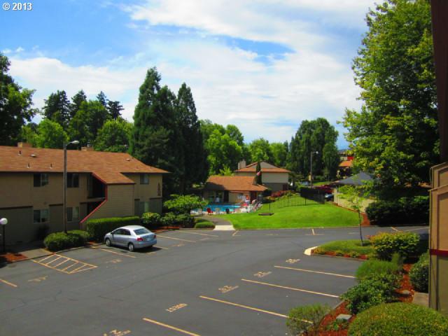 12606 Northwest Barnes Road, Unit 3 Portland, OR 97229 - Photo 5 of 16 Gallery Image 5