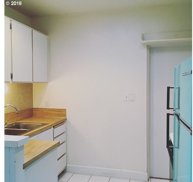 32 Southwest Seymour Street Portland, OR 97239 - Photo 5 of 16 Gallery Image 5