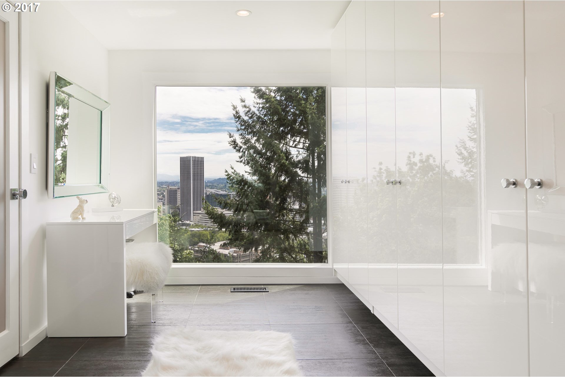 1315 Southwest Rivington Drive Portland, OR 97201 - Photo 14 of 28 Gallery Image 14