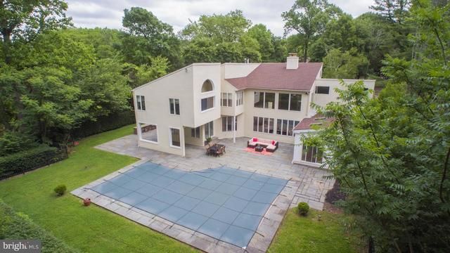$865,000 | 866 Roscommon Road, Bryn Mawr, PA 19010