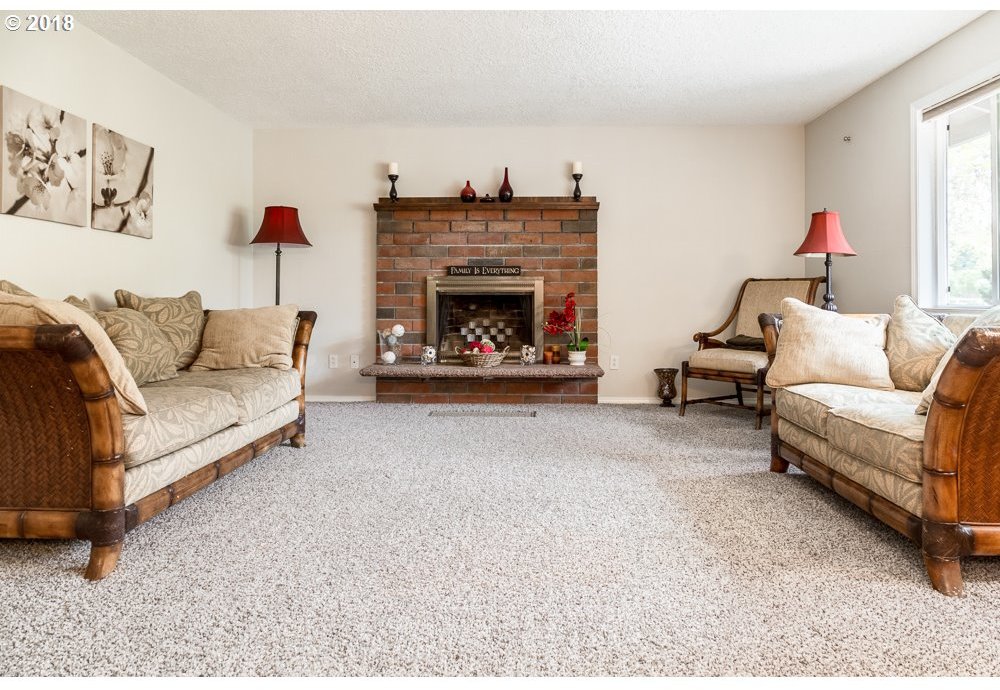 7239 Southeast Cottrell Road Gresham, OR 97080 - Photo 5 of 32 Gallery Image 5