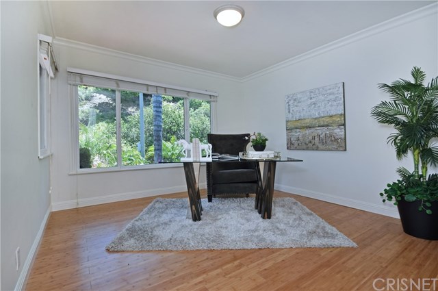 4406 Coronet Drive Encino, CA 91316 - Photo 14 of 44