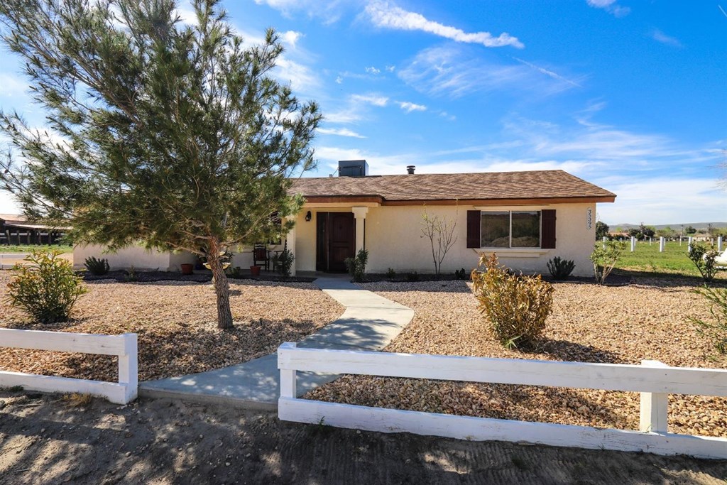 35394 Webster Road Barstow, CA 92311 - Photo 1 of 1 TWO GOOD SIZED HOUSES. SPACIOUS WITH LARGE BEDROOMS AND EXCELLENT FLOOR PLANS.