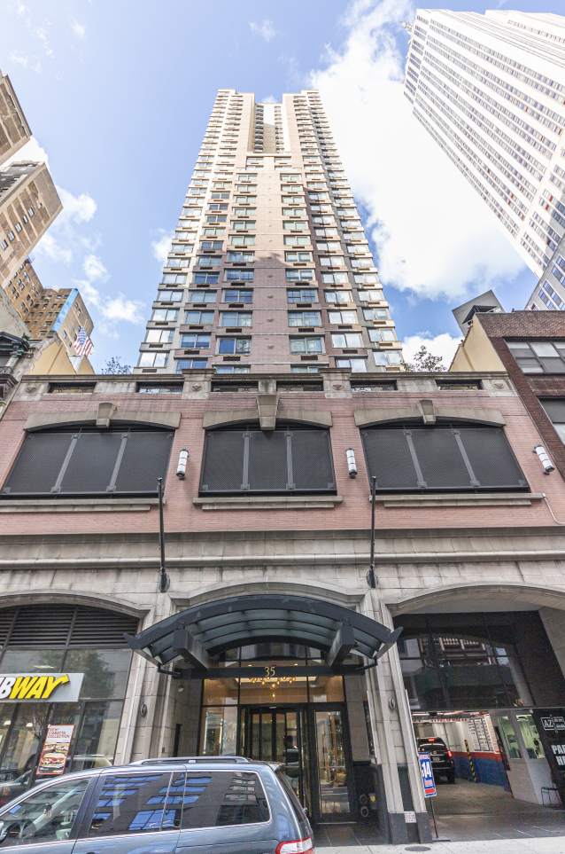 The Magellan 35 W 33rd St, Manhattan, NY 10001 - Photo 2 of 8