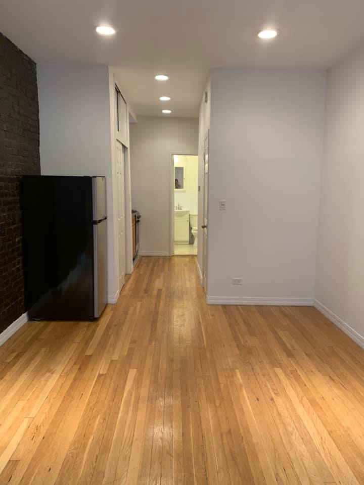 448 East 78th Street, Unit 3B Manhattan, NY 10075 - Photo 2 of 5