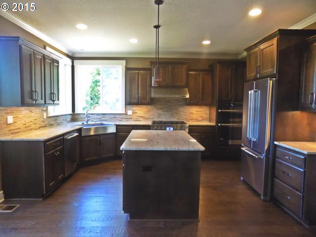4423 Southwest Flower Street Portland, OR 97221 - Photo 4 of 16 Gallery Image 4