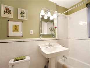 30 Monroe Place, Unit 3C Brooklyn, NY 11201 - Photo 3 of 5