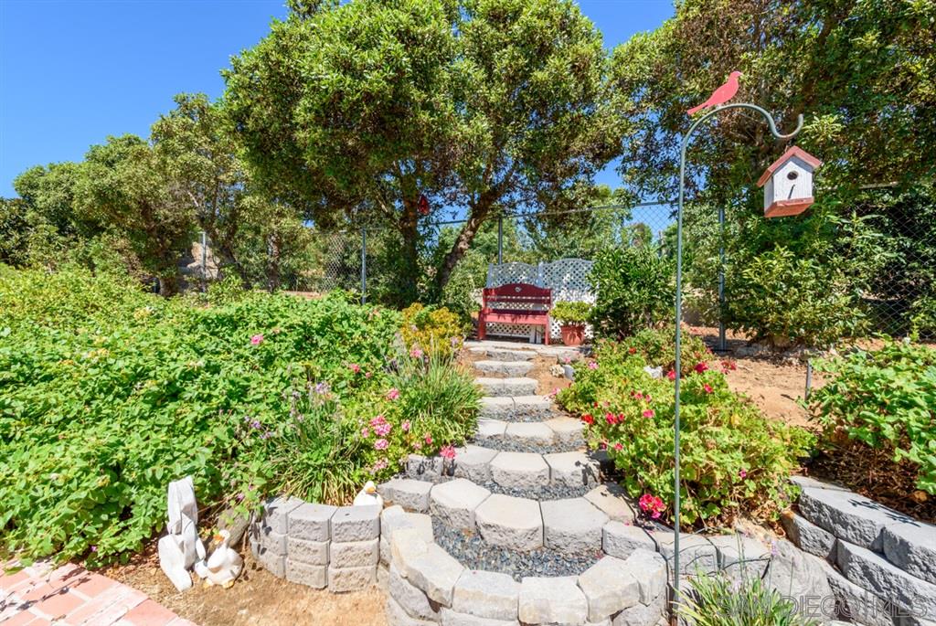 956 Pepper Tree Lane Fallbrook, CA 92028 - Photo 17 of 19