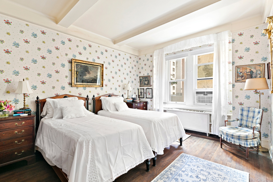 215 E 72nd Street, Unit 3E Manhattan, NY 10021 - Photo 8 of 9