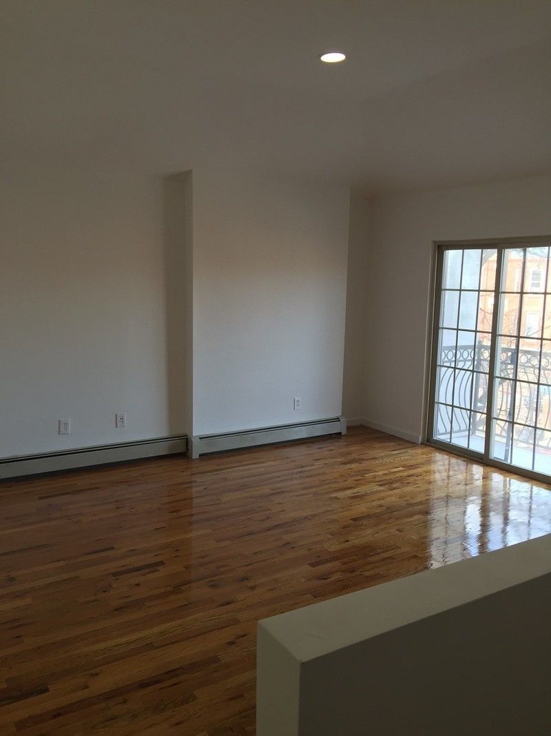 218 Lexington Avenue, Unit 1 Brooklyn, NY 11216 - Photo 4 of 5