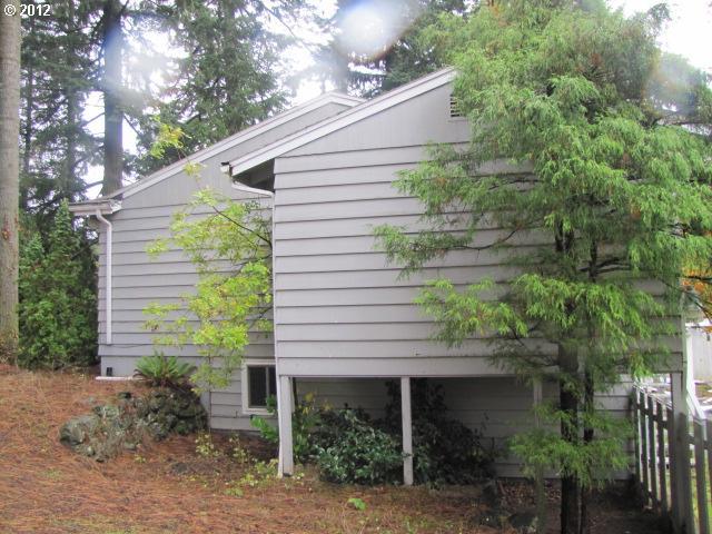 9450 Southwest Jamieson Road Beaverton, OR 97005 - Photo 15 of 16 Gallery Image 15