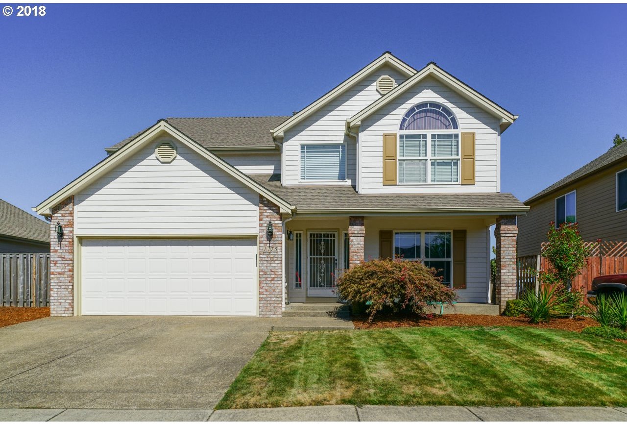 1275 Independence Avenue Woodburn, OR 97071 - Photo 1 of 32