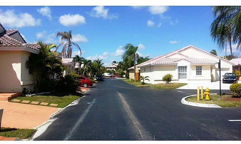 11246 Southwest 160th Court Miami, FL 33196 - Photo 3 of 19