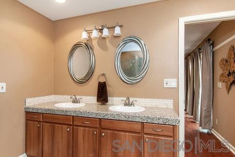 3179 Overland Trail Fallbrook, CA 92028 - Photo 12 of 25 Gallery Image 12