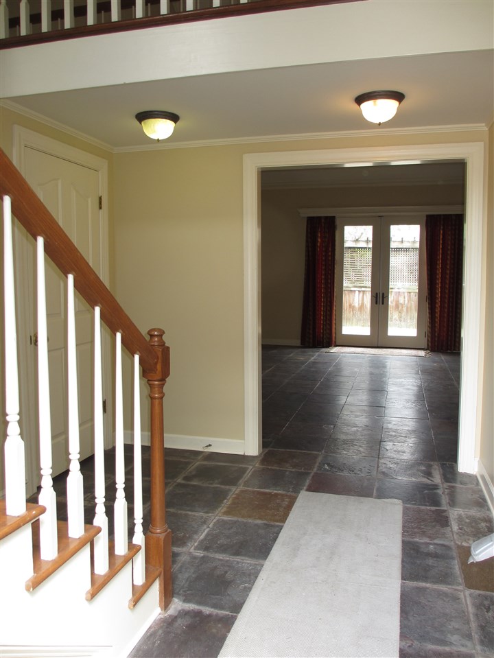 630 Azalea Terrace Circle Memphis, TN 38120 - Photo 3 of 20