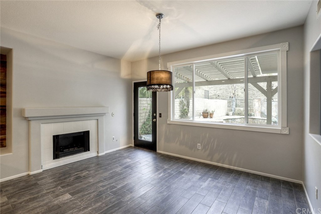 25731 Hammet Circle Stevenson Ranch, CA 91381 - Photo 8 of 36