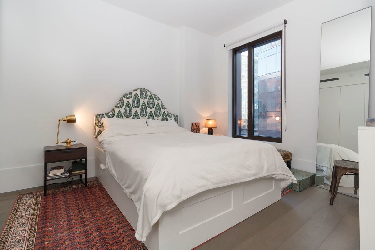 429 Kent Avenue, Unit 330 Brooklyn, NY 11249 - Photo 4 of 8