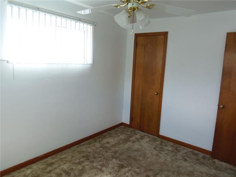1004 Greenhill Road Pittsburgh, PA 15209 - Photo 9 of 15 Gallery Image 9