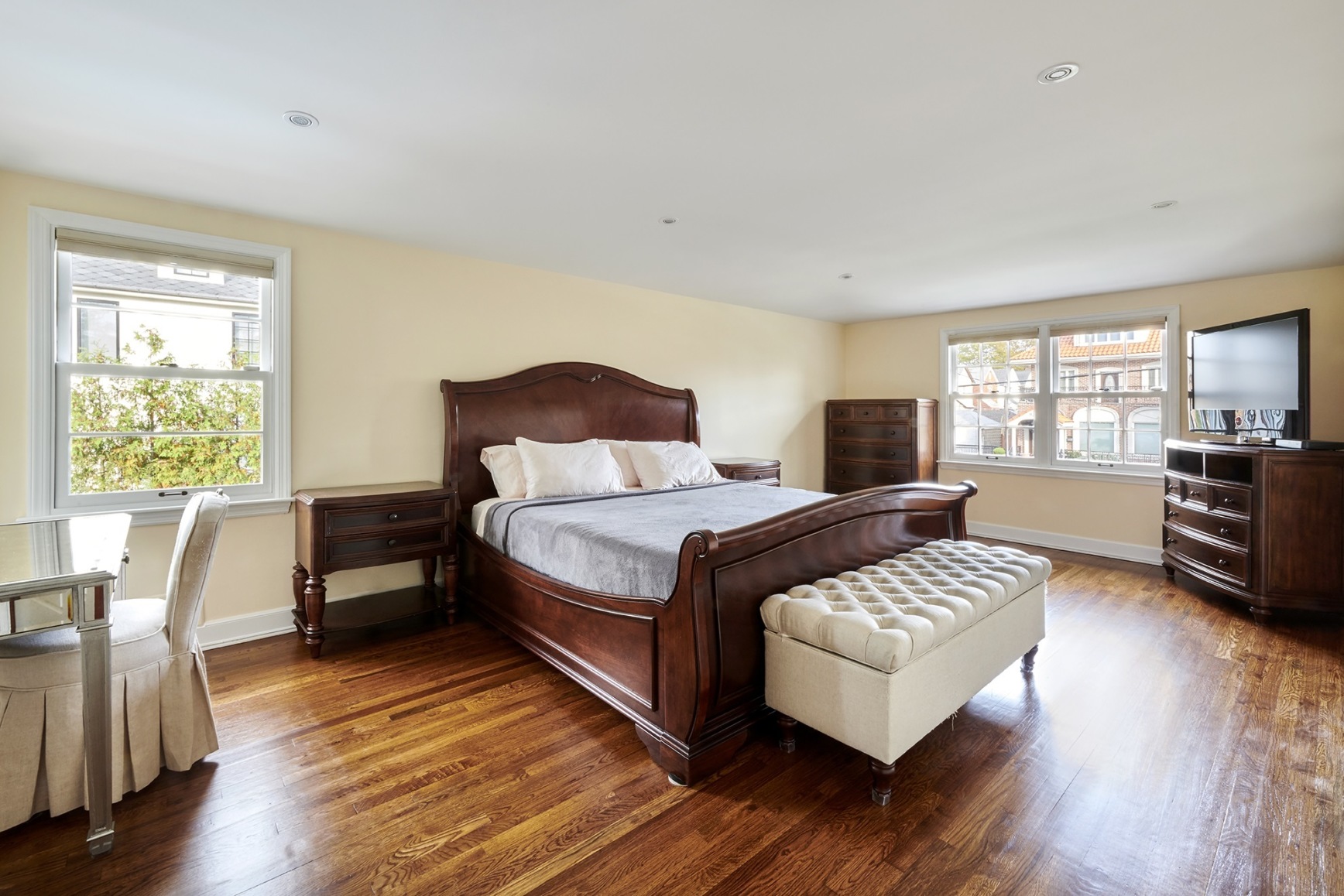 8220 Colonial Road Brooklyn, NY 11209 - Photo 13 of 27