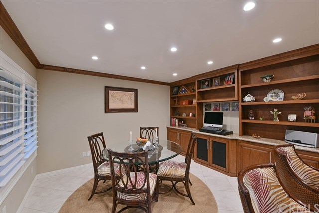 663 Colonial Circle Fullerton, CA 92835 - Photo 14 of 46