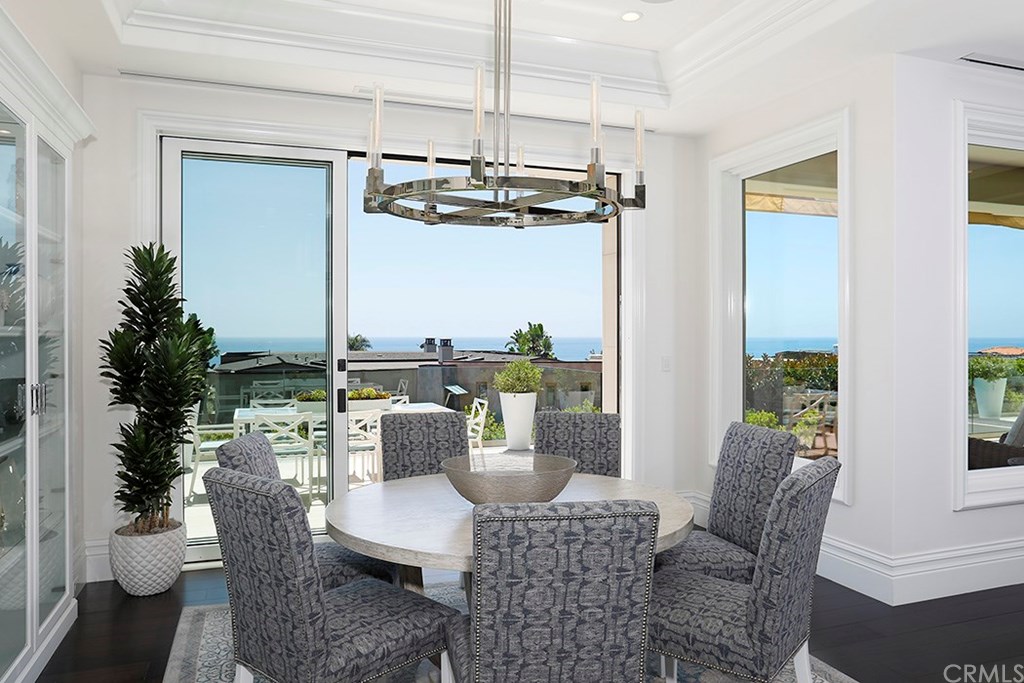 4521 Roxbury Road Corona del Mar, CA 92625 - Photo 7 of 40