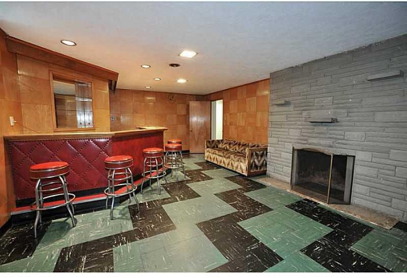 5327 Darlington Road Pittsburgh, PA 15217 - Photo 14 of 18 Gallery Image 14