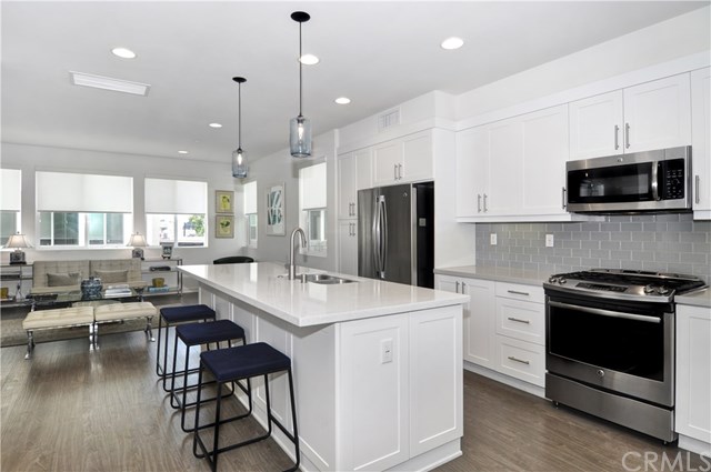 642 Channel Way Costa Mesa, CA 92627 - Photo 11 of 28