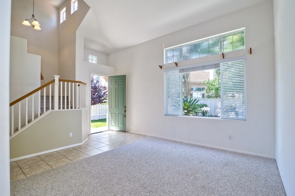 3716 Ridge Court Carlsbad, CA 92010 - Photo 9 of 23 Gallery Image 9