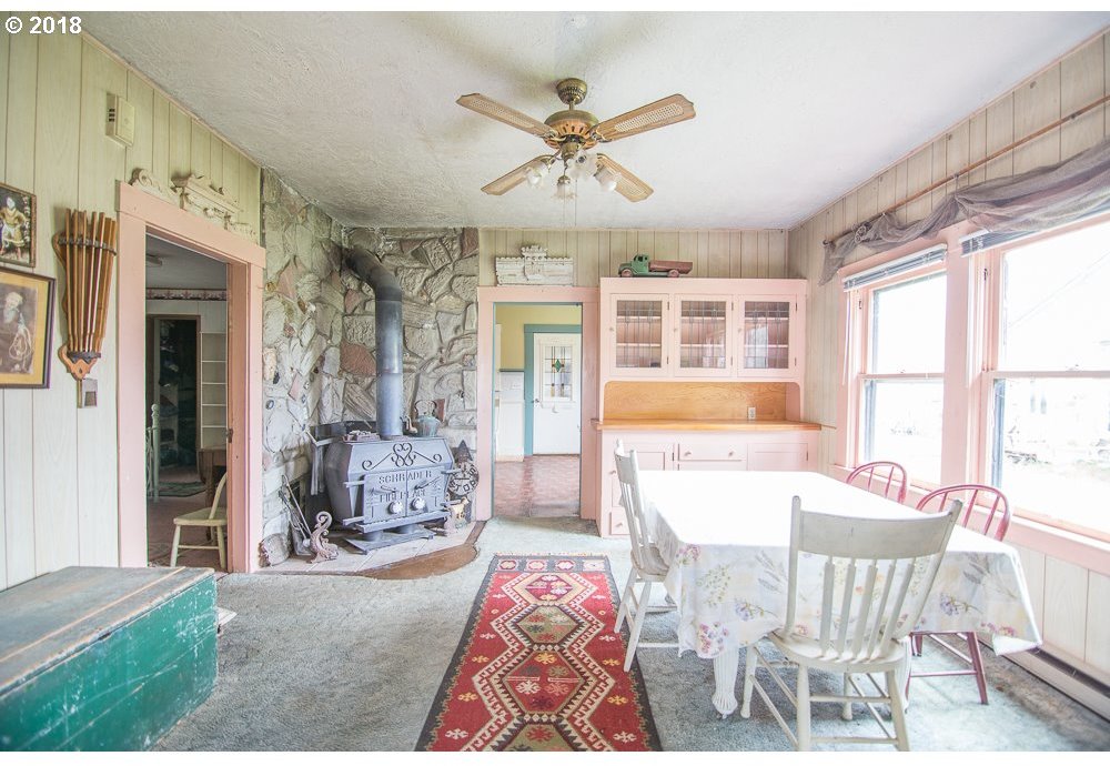 29170 Southeast Currin Road Estacada, OR 97023 - Photo 13 of 25 Gallery Image 13