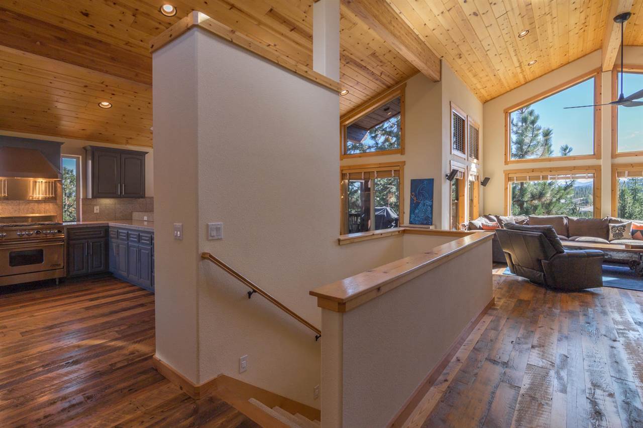 12391 Stockholm Way Truckee, CA 96161 - Photo 6 of 14