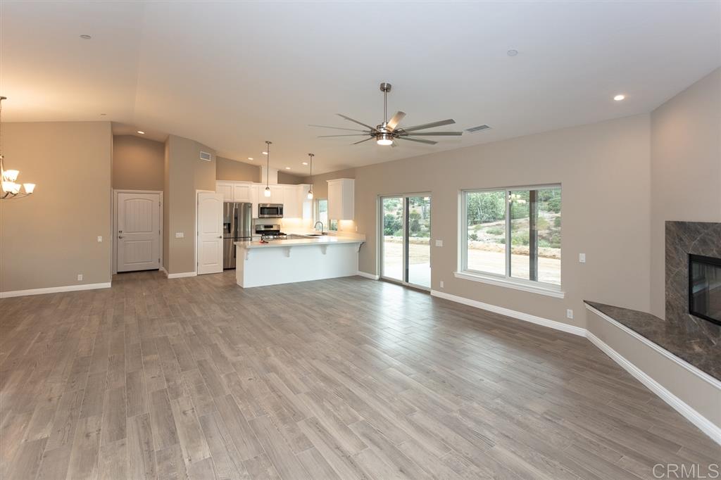 9525 Circle R Drive Valley Center, CA 92082 - Photo 11 of 17 Gallery Image 11