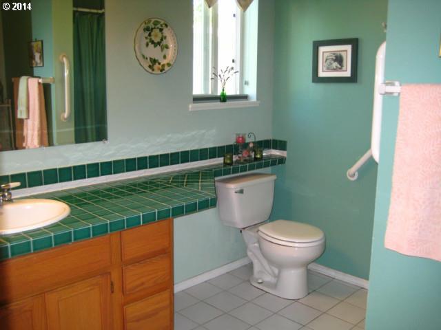 5100 Northwest Cornelius Schefflin Road Cornelius, OR 97113 - Photo 2 of 16 Gallery Image 2