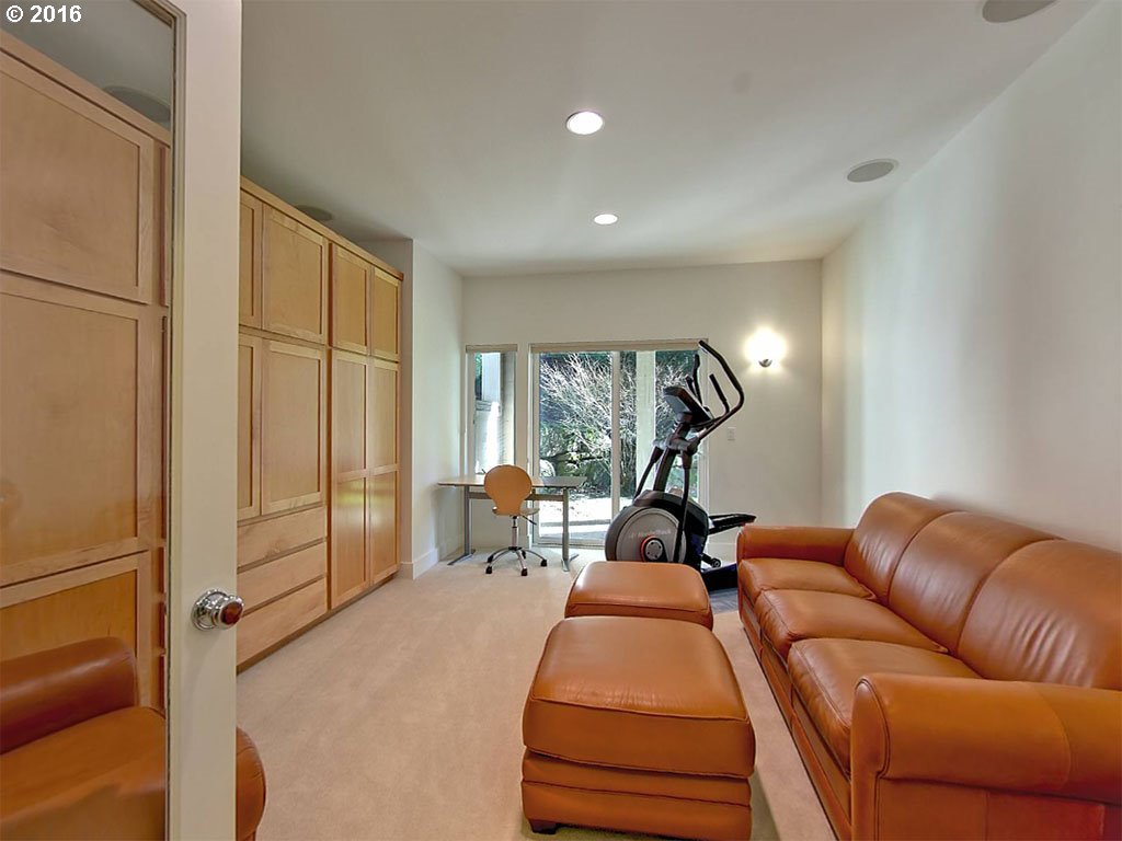 3189 Northwest Miller Road Portland, OR 97229 - Photo 7 of 17 Gallery Image 7