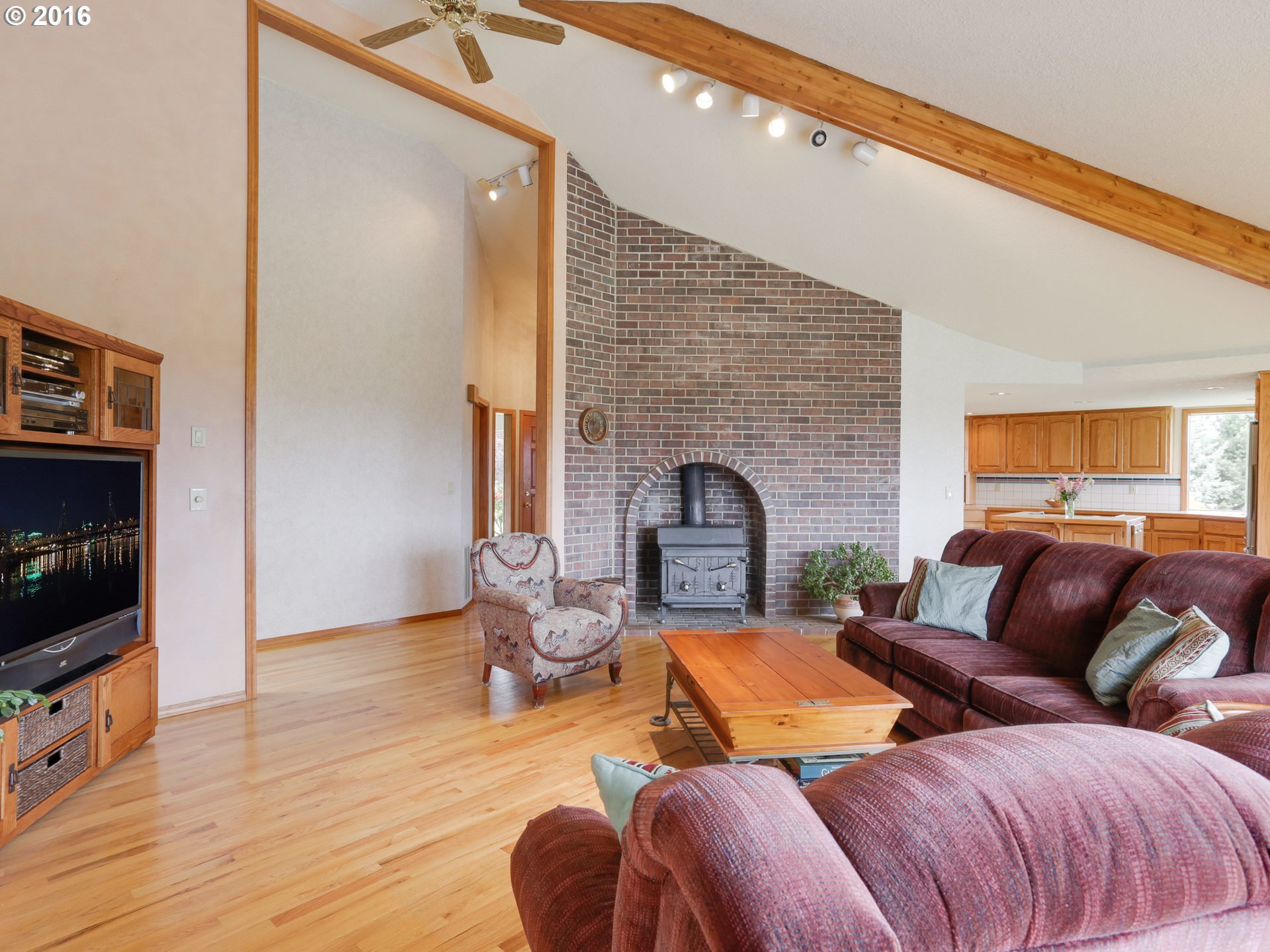13864 Southwest Whitmore Road Hillsboro, OR 97123 - Photo 12 of 32