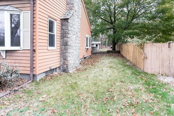 470 Mendon Road Attleboro, MA 02703 - Photo 3 of 13 Gallery Image 3