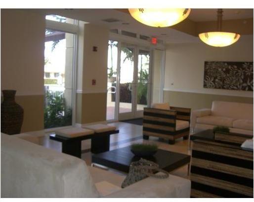 2425 Southwest 27th Avenue, Unit 907 Miami, FL 33145 - Photo 2 of 25