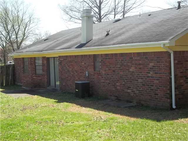 6752 Rockingham Road Memphis, TN 38141 - Photo 13 of 15 Back view with brick exterior & patio.