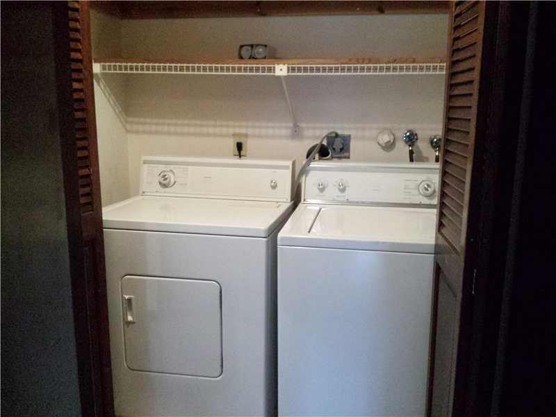 Springtree Lakes Sunrise, FL 33351 - Photo 20 of 28