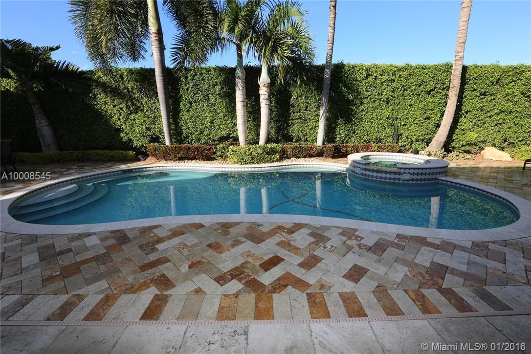 9445 Southwest 68th Street Miami, FL 33173 - Photo 31 of 35