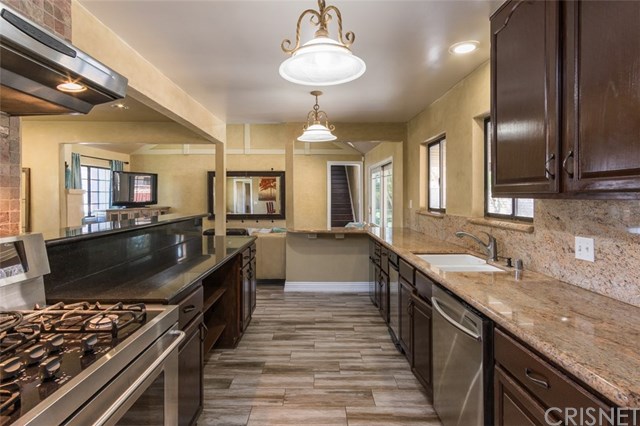 23408 Cherry Street Newhall, CA 91321 - Photo 7 of 28