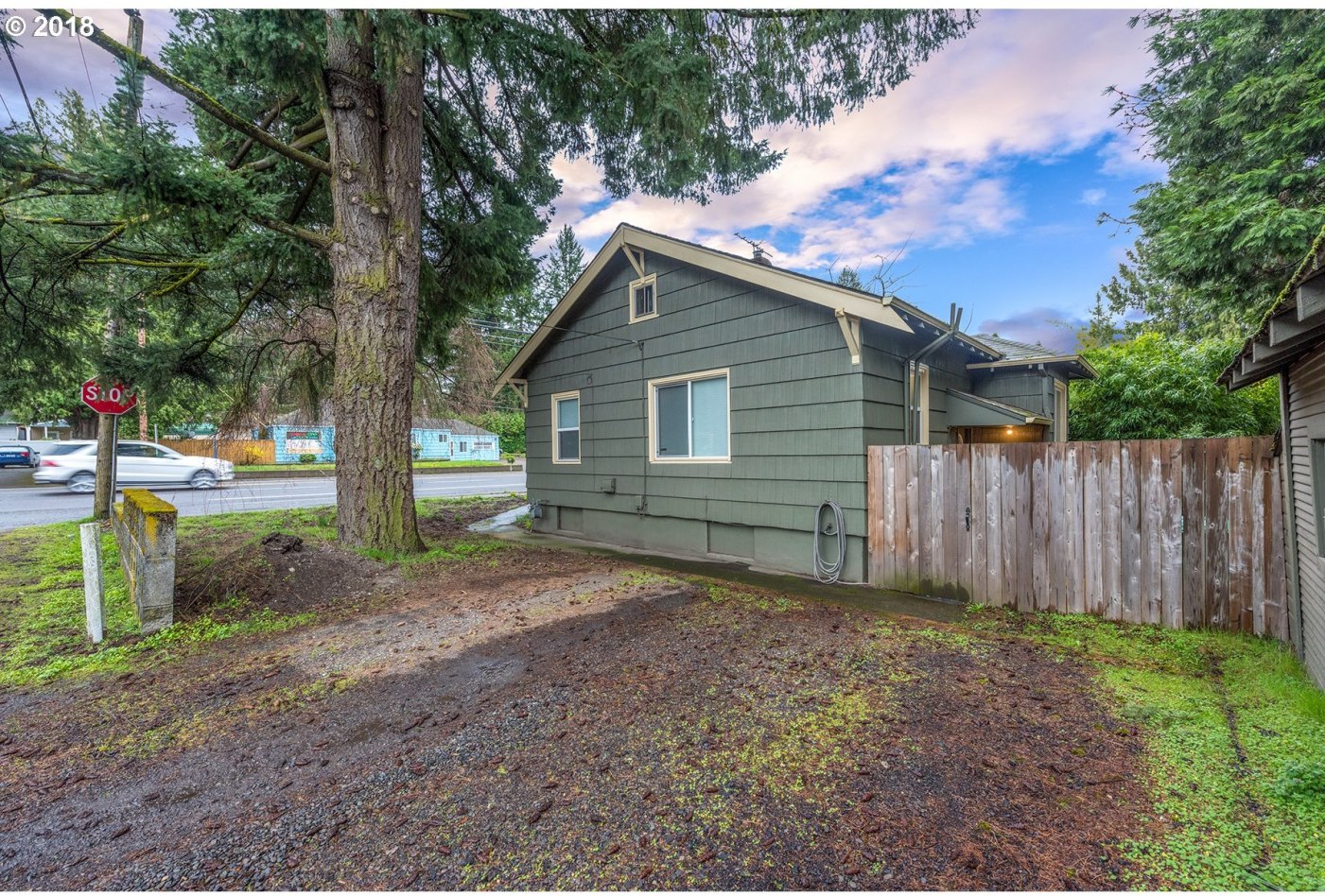 11935 Southeast Foster Road Portland, OR 97266 - Photo 3 of 32